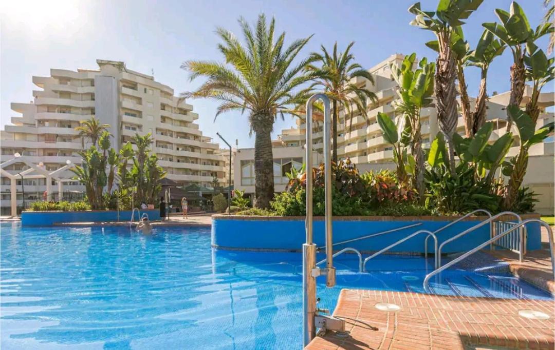 בנאלמדנה El Estudio De La Playa Benalbeach Holidays Paradise מראה חיצוני תמונה