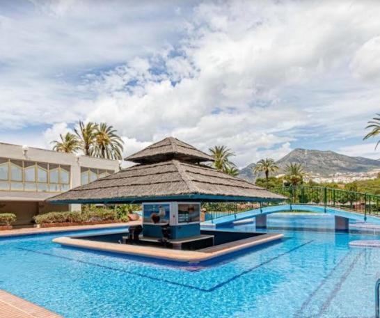 בנאלמדנה El Estudio De La Playa Benalbeach Holidays Paradise מראה חיצוני תמונה