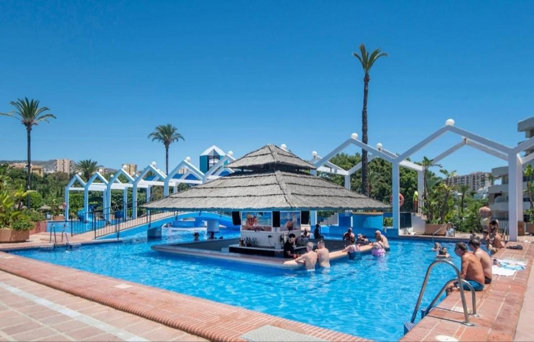בנאלמדנה El Estudio De La Playa Benalbeach Holidays Paradise מראה חיצוני תמונה