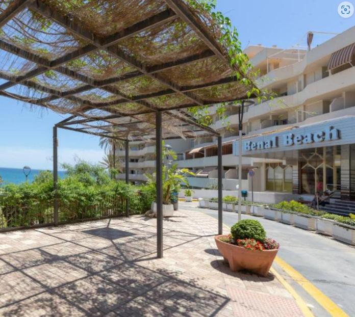 בנאלמדנה El Estudio De La Playa Benalbeach Holidays Paradise מראה חיצוני תמונה